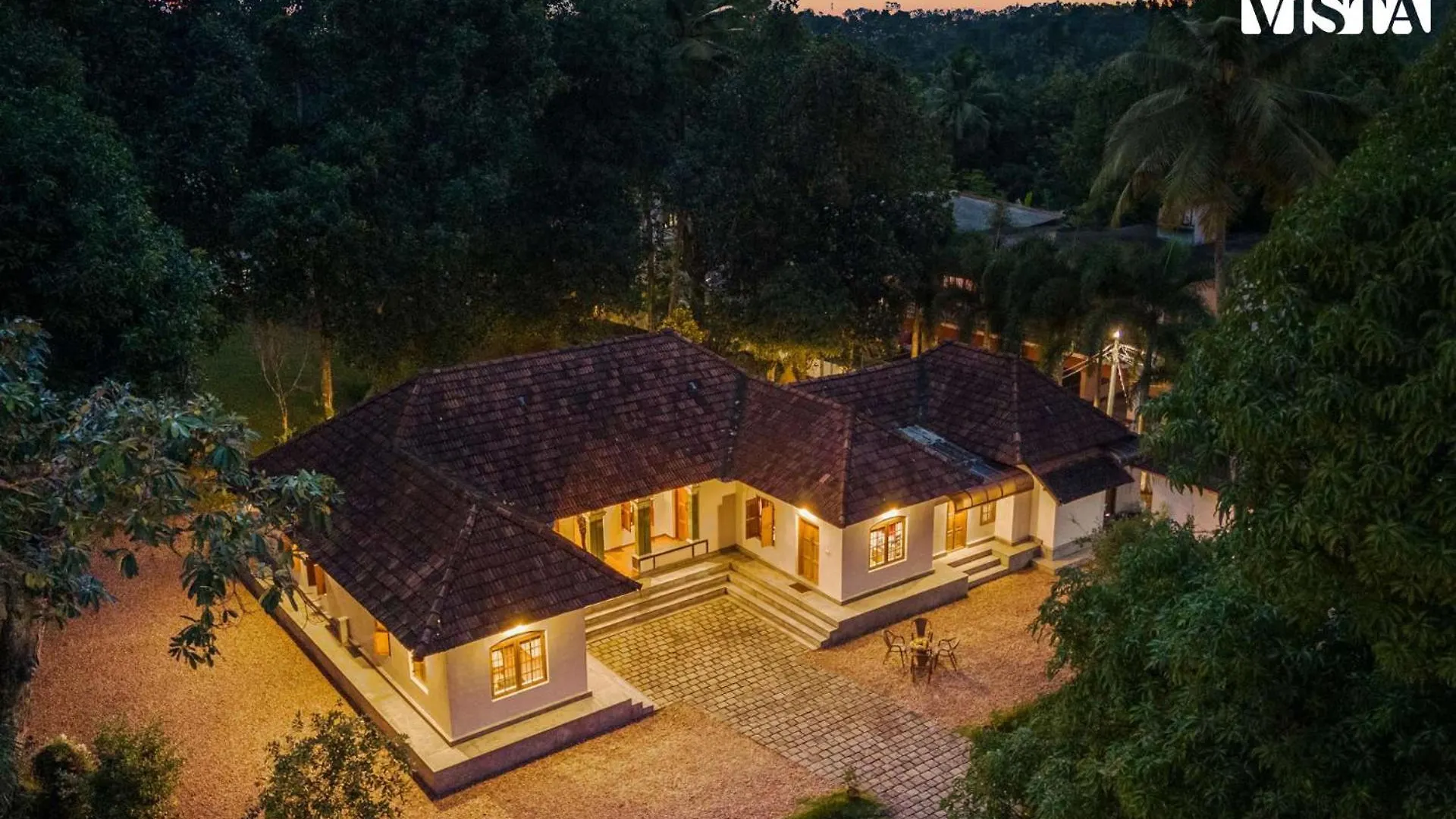 Cvm House With Lawn At Thiruvalla By Stayvista Alappuzha 0*,